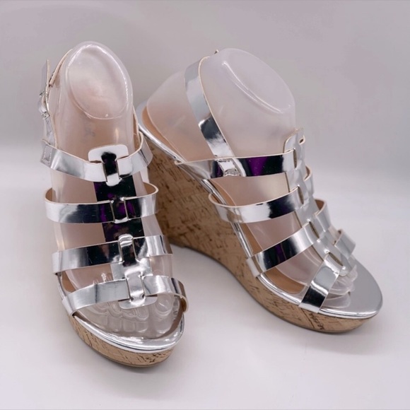 Qupid Shoes - QUPID CHROME WEDGE SANDALS